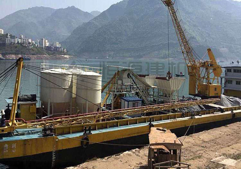 鄭州恒源建機(jī)為您介紹幾款特殊形式的攪拌站設(shè)備!