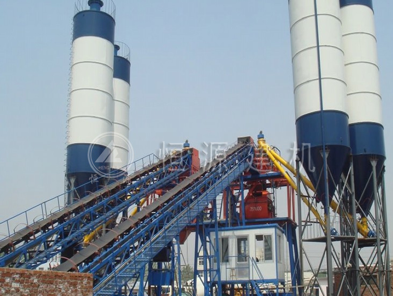 投資建一套農村混凝土攪拌站設備多少錢?農村小型混凝土攪拌站價格是多少?