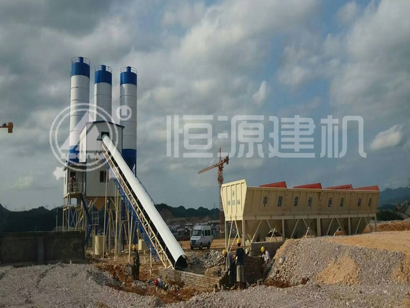 恒源生產的HZS90混凝土攪拌站設備的特性優點都有哪些?
